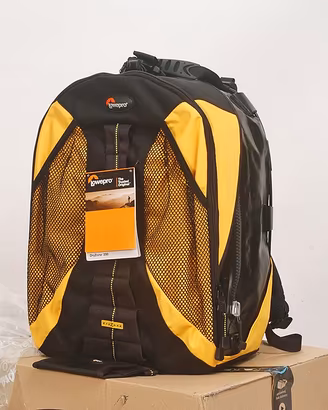 Zaino Lowepro Dryzone