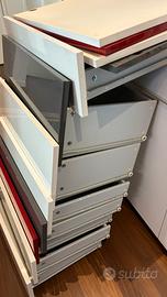 Cassetti mobile Besta ikea