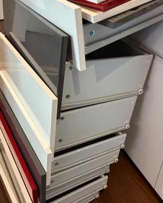Cassetti mobile Besta ikea