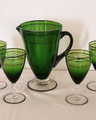 servizio vintage in vetro verde e decori argentati