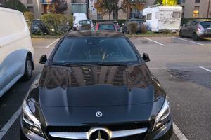 MERCEDES CLA 180 premium benzina 