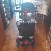Motorino elettrico per anziani