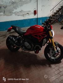 Ducati Monster 1200s