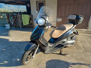 Beverly 400 i.e. tourer