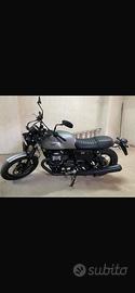 Moto Guzzi V7 3 Rough abs