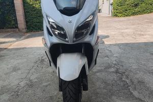 Suzuki Burgman 400