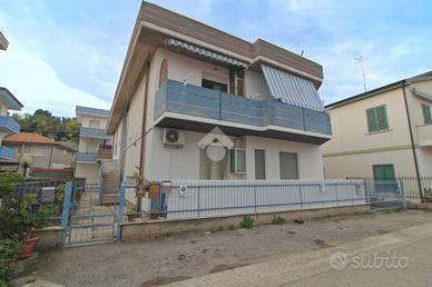 3 LOCALI A GIULIANOVA