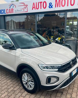 Volkswagen T-Roc 1.5 TSI ACT DSG R-Line