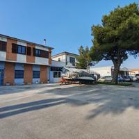 CAPANNONE A POTENZA PICENA