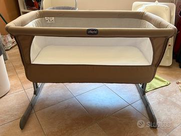 Culla Fianco Letto Chicco Next2M beige con cinghie