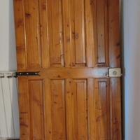 Portoncino in legno massello di abete