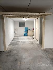 Garage / Box Deposito 20 mq (Civitanova Marche)