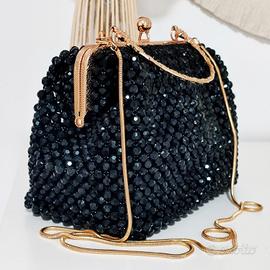 Borsetta bauletto in perline nere. Handmade 🖤