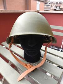 Elmetto militare sovietico SSH-68 