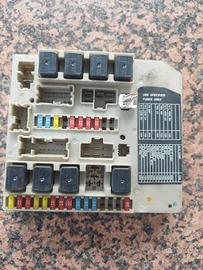 Scatola porta fusibili Nissan 