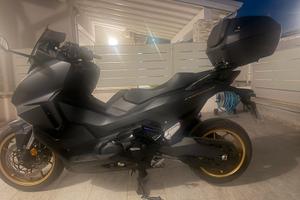Honda Forza 750 special edition