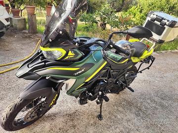 benelli TRK 702x 702 x