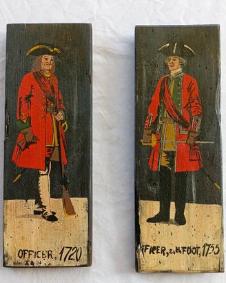 Coppia Targhe Militari Vintage in Legno