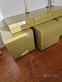 mobile laccato verde camera da letto