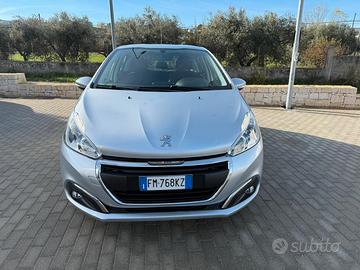 Peugeot 208 Allure 1.6 Diesel 75CV