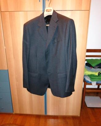Completo giacca più pantaloni. 