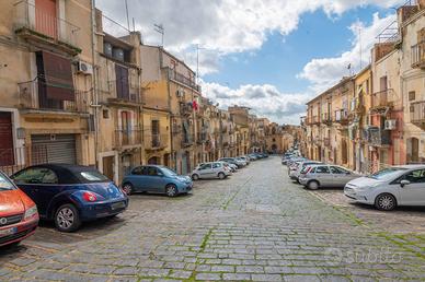 Casa Indipendente - Caltagirone