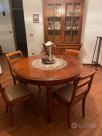 Set coordinato: Vetrina + Tavolo e 6 sedie