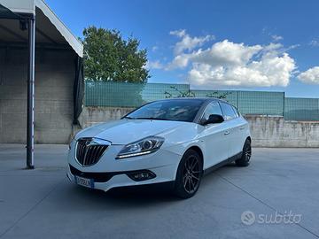 Lancia Delta 1.4 Tjet GPL