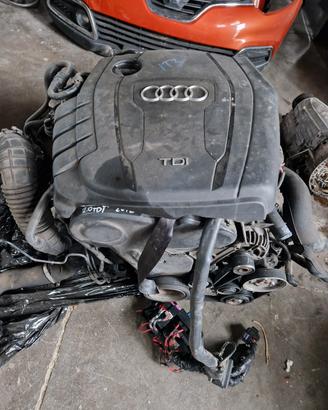 Audi Q5 8R 2008-2016 motore 2.0TDI CJC 143cv