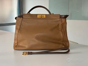 Borsa Fendi Peekaboo
