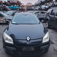 RENAULT MEGANE 1.5 D - ANNO 2010 - PER RICAMBI