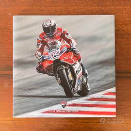 アクセサリー Ducati 2017 Official Yearbook Ducati 2017 Official Yearbook 【公式通販】
