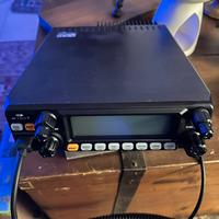 Cb e materiale vario per cessata attività