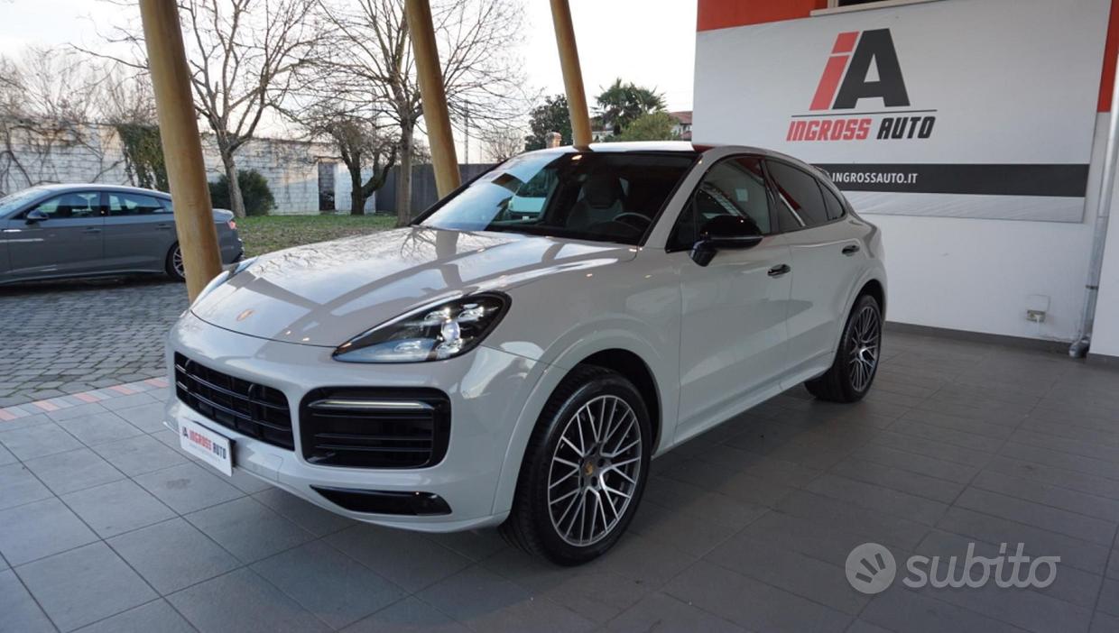 PORSCHE Cayenne 3ªs.'17-->