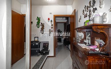 Esclusivo piano terra con giardino privato!