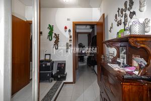 Esclusivo piano terra con giardino privato!