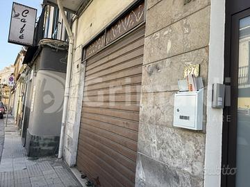 Negozio Messina [0681-95ACG]