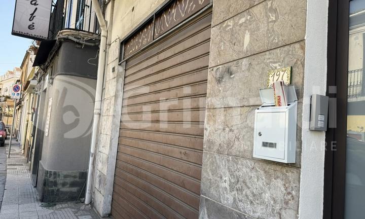 Negozio Messina [0681-95ACG]