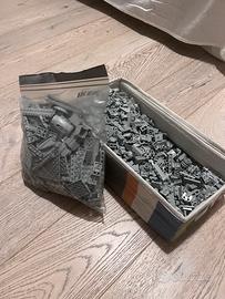 Lotto pezzi lego grigio chiaro