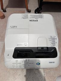 EPSON EB-695Wi