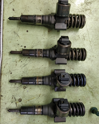Iniettori pompa per audi 140 cv