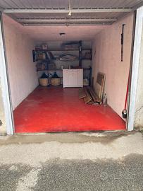 Vendesi garage in Aosta