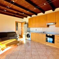 LUMINOSO TRILOCALE INDIPENDENTE CON BALCONE E DUE