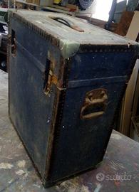 Case per apparecchiatura radio