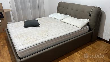 Letto matrimoniale