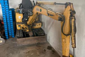 Komatsu 15 qli PC 05-7