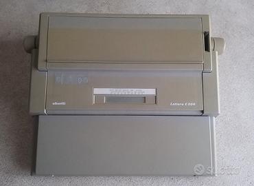 macchina da scrivere elettronica Olivetti E504 