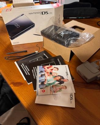 Nintendo DS Lite Console con scatola