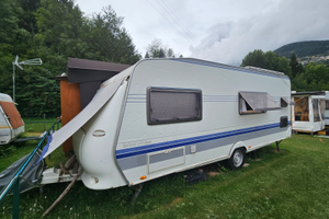 Roulotte Hobby Kmfe e preingresso