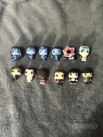 Set 12 mini figure stile Funko serie TV famose